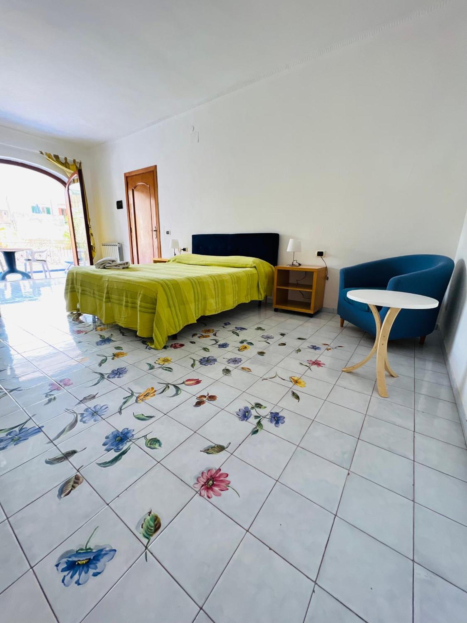 Villa Thomas Bb Conduzione Familiare Forio di Ischia Kamer foto
